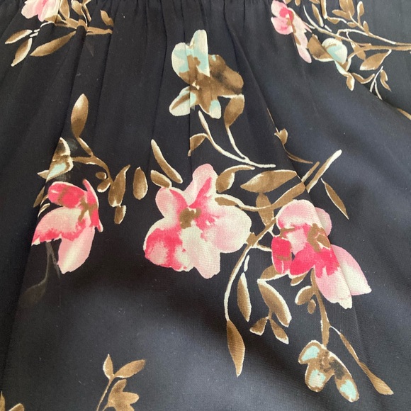 Floral dress - Picture 8 of 9